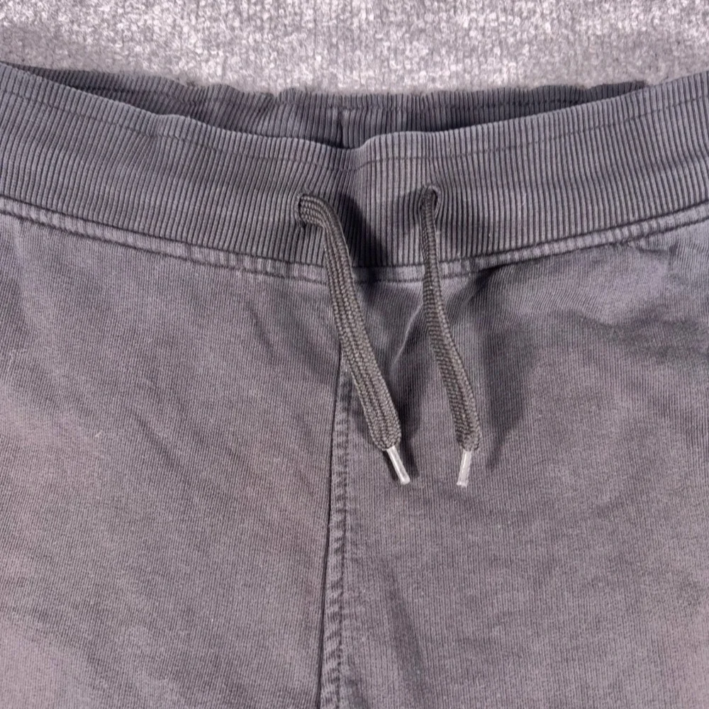 The North Face Mens Distressed Sweat Shorts Black Cotton Drawstring Logo Large